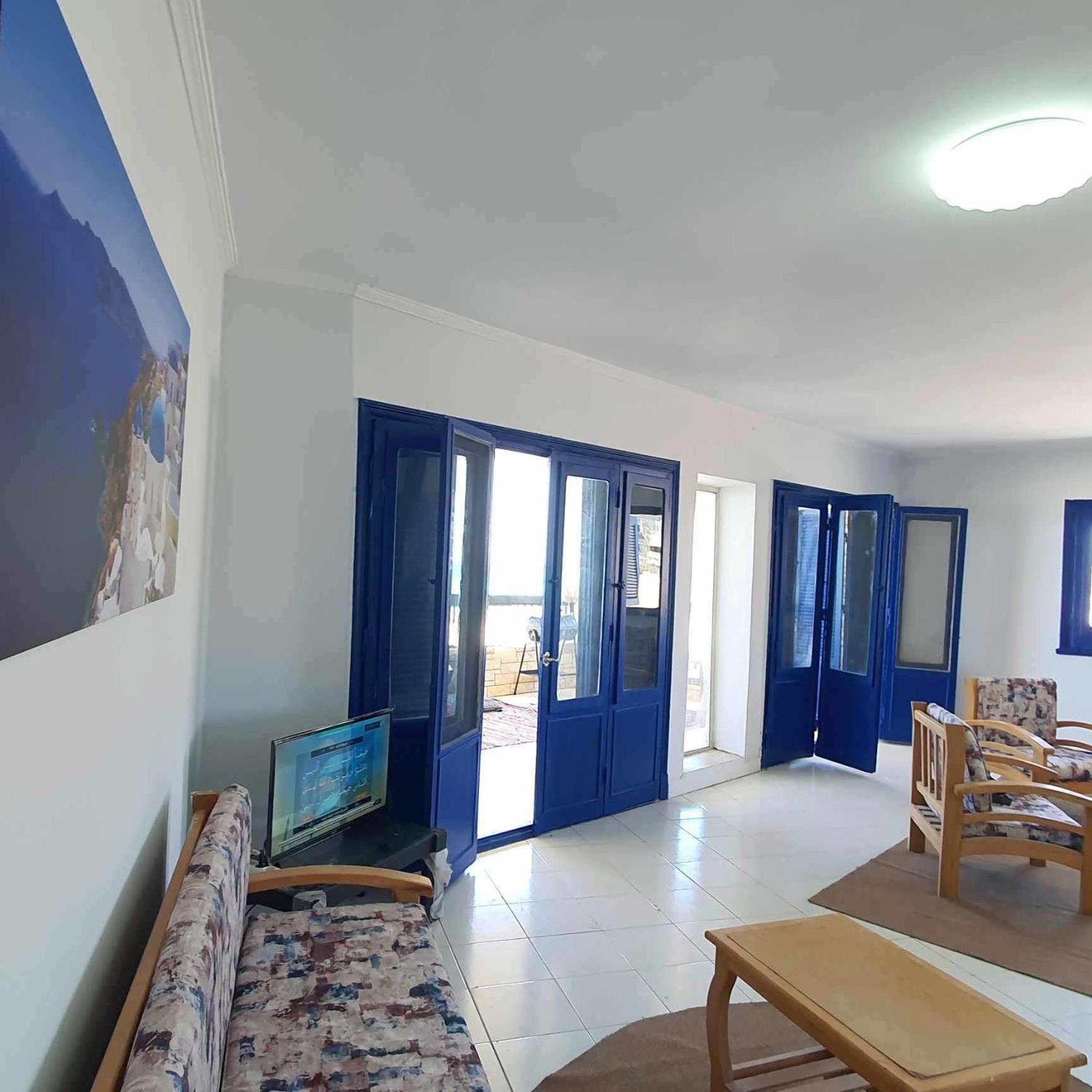 Bellevue Village Sea View Apartment